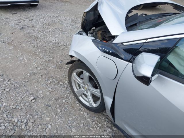 2018 CHEVROLET VOLT 1G1RA6S5XJU130340 Photo 5