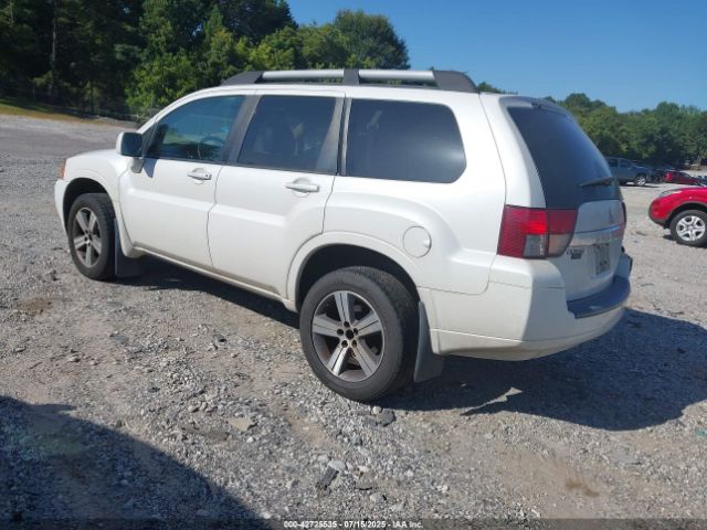 2011 MITSUBISHI ENDEAVOR 4A4JM3AS2BE016726 Photo 2