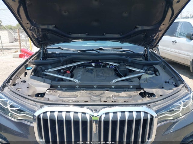 5UXCW2C02M9H68228 BMW X7