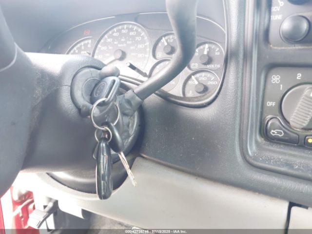 2001 CHEVROLET SUBURBAN 1500 3GNFK16T41G106919 Photo 10