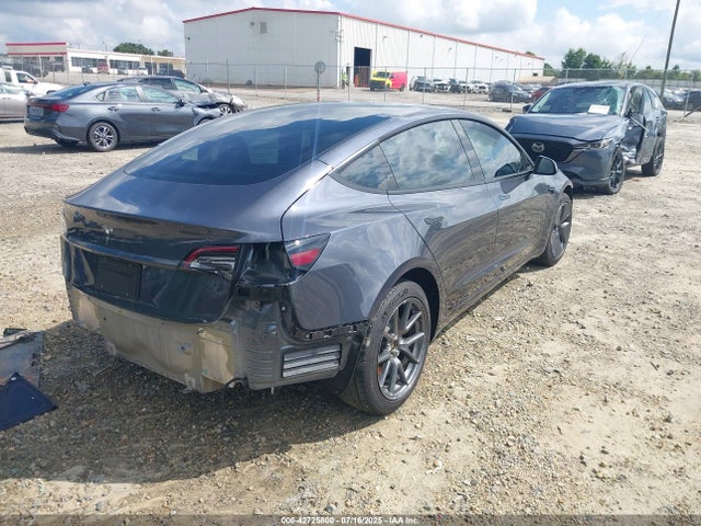 2023 TESLA MODEL 3 5YJ3E1EA4PF424573 Photo 3