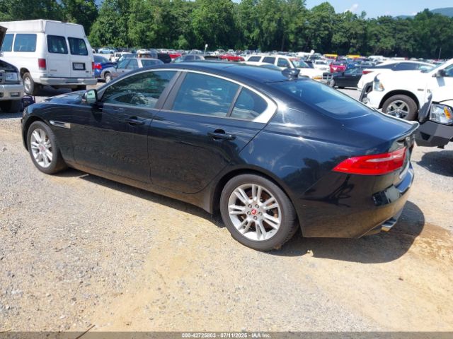 2017 JAGUAR XE SAJAJ4BN0HA956426 Photo 2