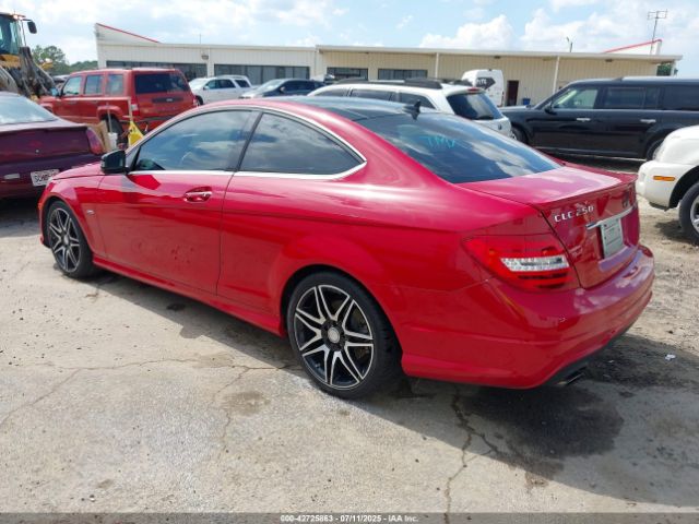 2013 MERCEDES-BENZ C 250 WDDGJ4HB9DF963125 Photo 2