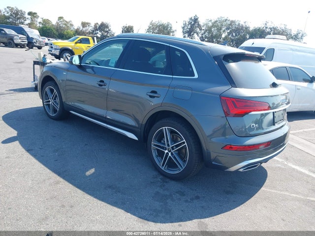 2021 AUDI Q5 WA1E2AFY9M2044909 Photo 2
