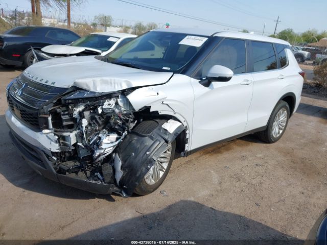 2024 MITSUBISHI OUTLANDER JA4J3UA88RZ090038 Photo 1