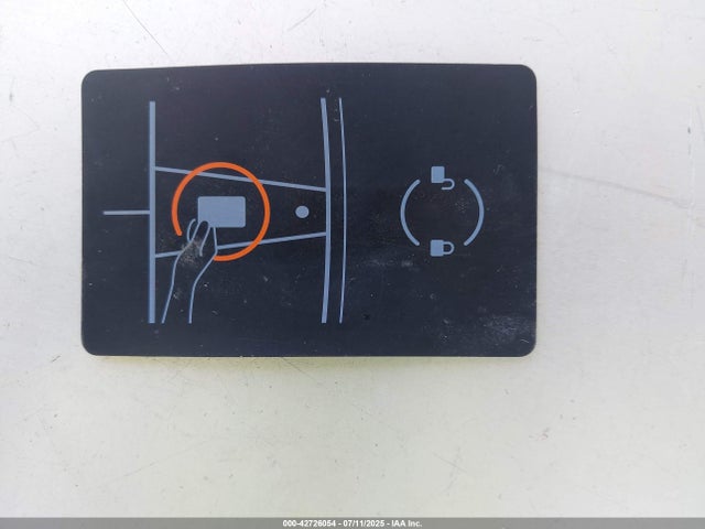 2020 TESLA MODEL Y 5YJYGDEE0LF029773 Photo 10