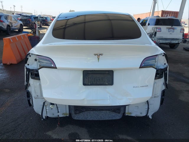 2020 TESLA MODEL Y 5YJYGDEE0LF029773 Photo 5