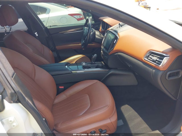 ZAM57XSAXJ1284759 Maserati m156d