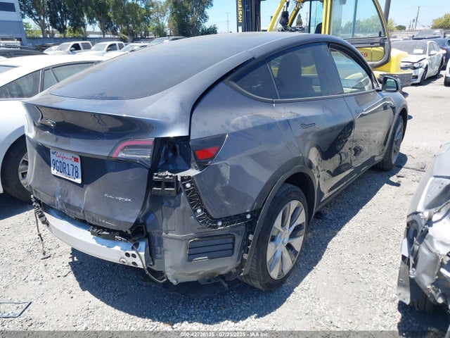 7SAYGDEE7PA089135 Tesla 2023