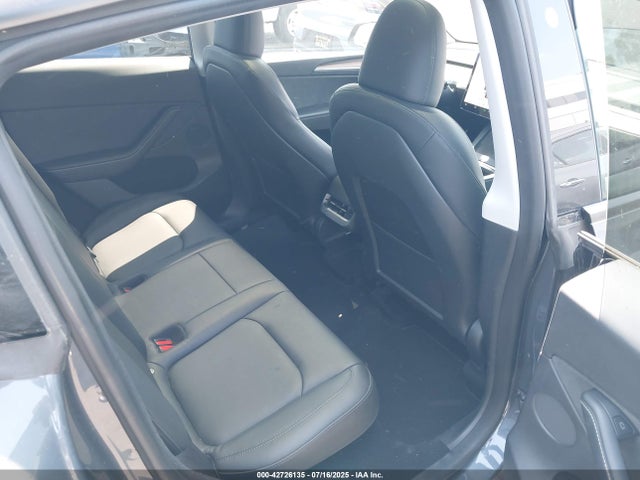 7SAYGDEE7PA089135 Tesla 2023