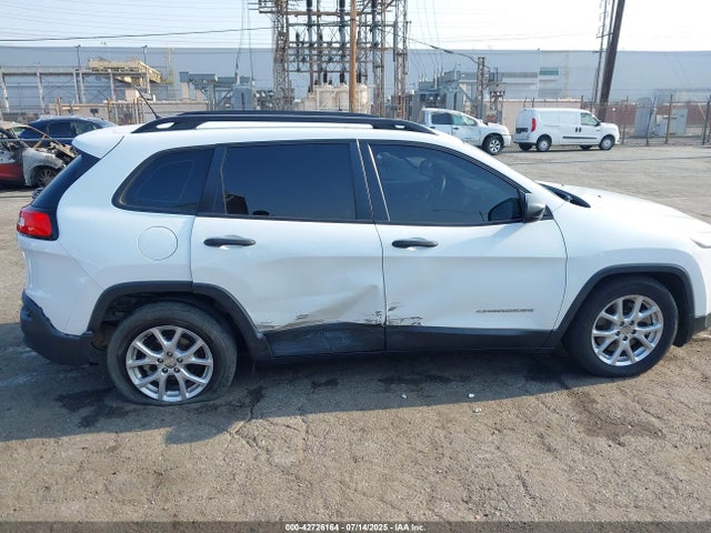 1C4PJLAB1GW136786 Jeep 2016