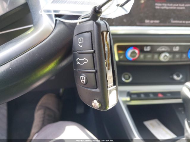 2023 AUDI Q3 WA1DECF32P1089395 Photo 10
