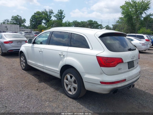 2015 AUDI Q7 WA1LGBFE1FD004786 Photo 2