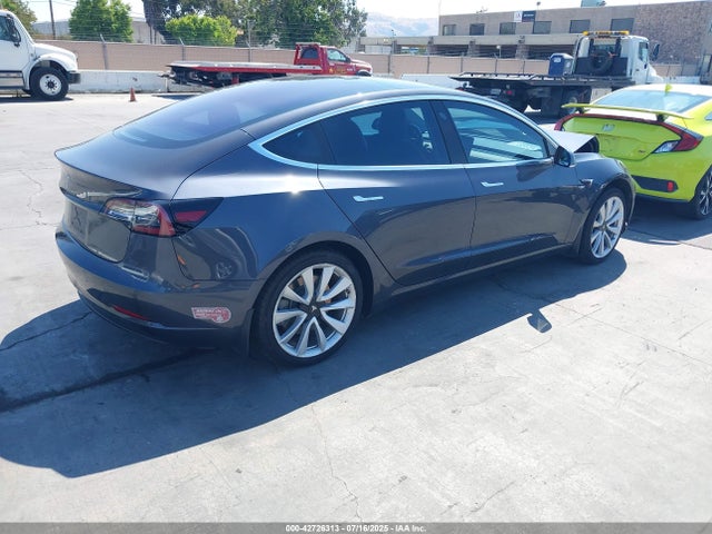 2018 TESLA MODEL 3 5YJ3E1EA0JF009418 Photo 3