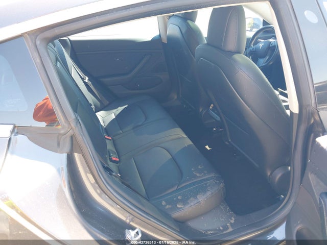 2018 TESLA MODEL 3 5YJ3E1EA0JF009418 Photo 7