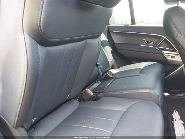 Land Rover nc10-p8h 2023 SALKP9E73PA035711 Image 8