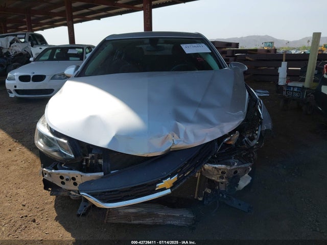 Chevrolet le2 -di: direct injection, vvt: variable valve timing, gen, alum 2018 3G1BE6SM6JS653786 Image 13