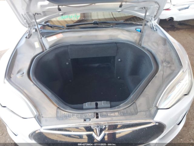 2014 TESLA MODEL S 5YJSA1H14EFP38630 Photo 9