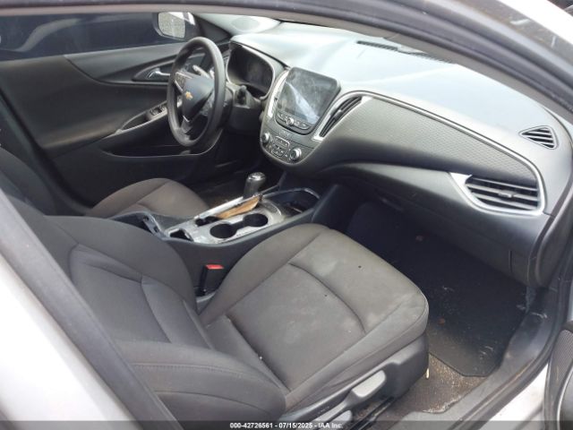 2020 CHEVROLET MALIBU 1G1ZD5ST5LF051228 Photo 4