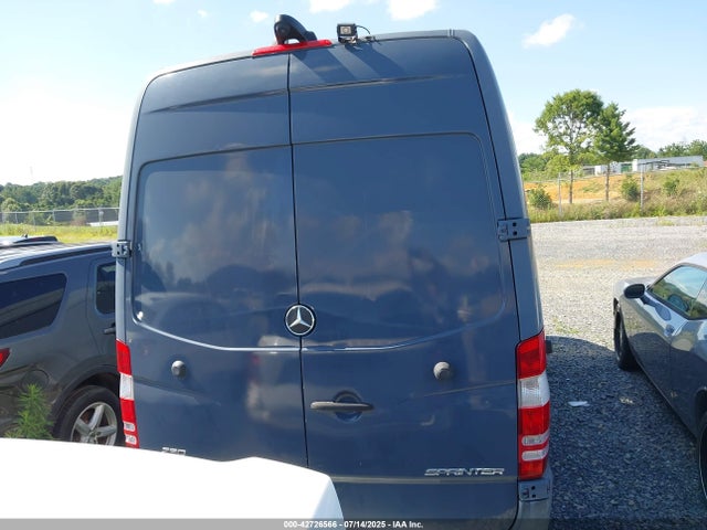 WD3PE7CD8JP625398 Mercedes-Benz mg5+mh5 with brake assist