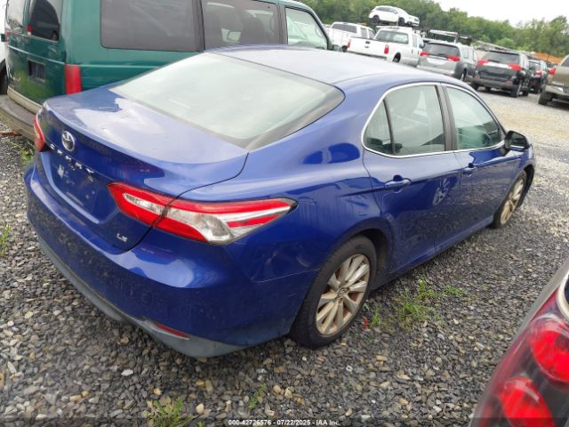 2018 TOYOTA CAMRY 4T1B11HK2JU576566 Photo 3