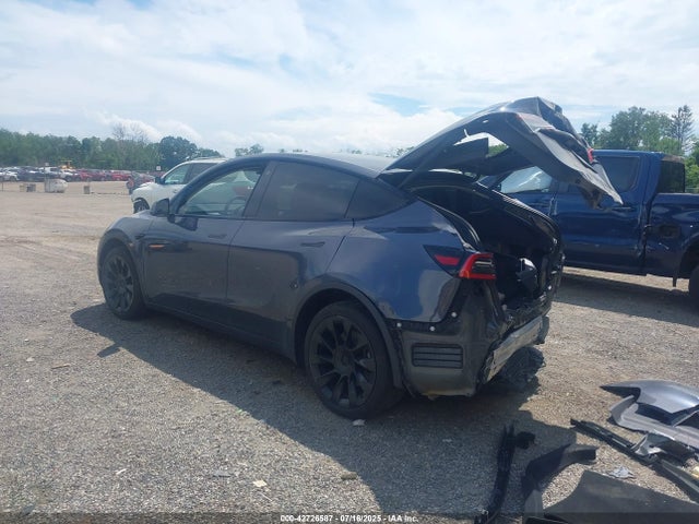 2020 TESLA MODEL Y 5YJYGDEEXLF051361 Photo 2