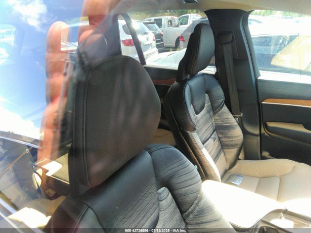 2022 VOLVO XC90 YV4A22PK1N1776511 Photo 7