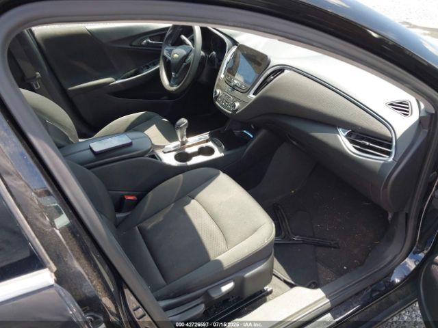 2020 CHEVROLET MALIBU 1G1ZD5ST9LF005241 Photo 4