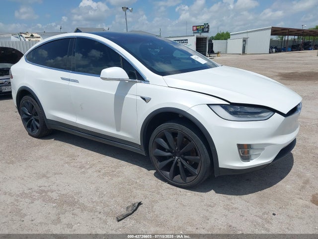 2020 TESLA MODEL X 5YJXCBE26LF246469 Photo 0