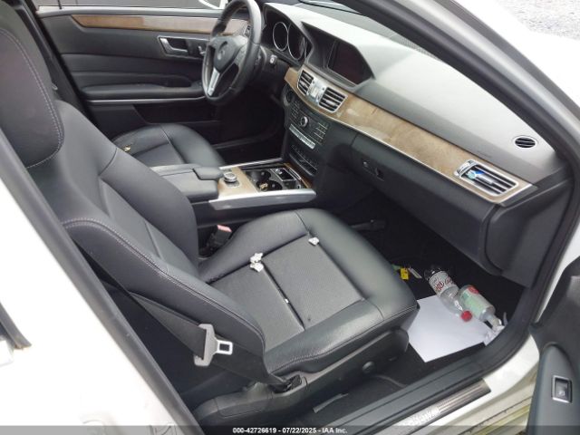 2016 MERCEDES-BENZ E 350 WDDHF5KB3GB296391 Photo 4