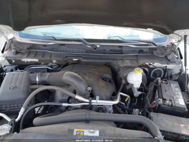 2019 RAM 1500 CLASSIC 3C6JR6DT4KG561518 Photo 9