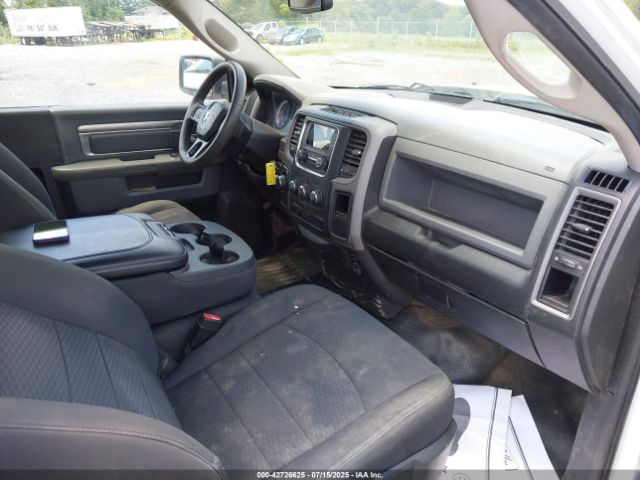 2019 RAM 1500 CLASSIC 3C6JR6DT4KG561518 Photo 4