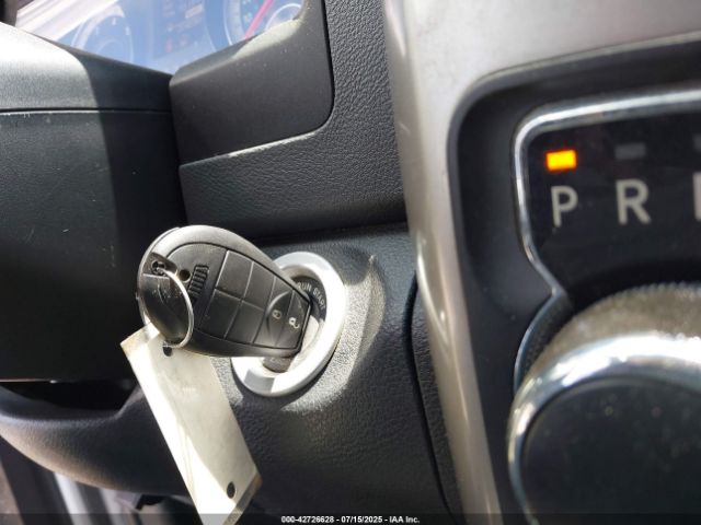 2018 RAM 1500 1C6RR6GG6JS143132 Photo 10