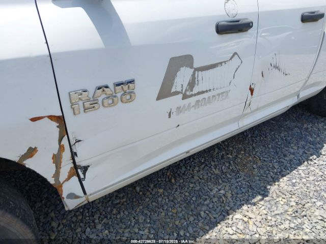2018 RAM 1500 1C6RR6GG6JS143132 Photo 5