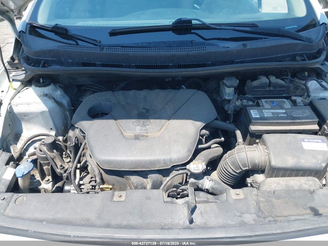 KMHCT4AE7HU363286 Hyundai 2017