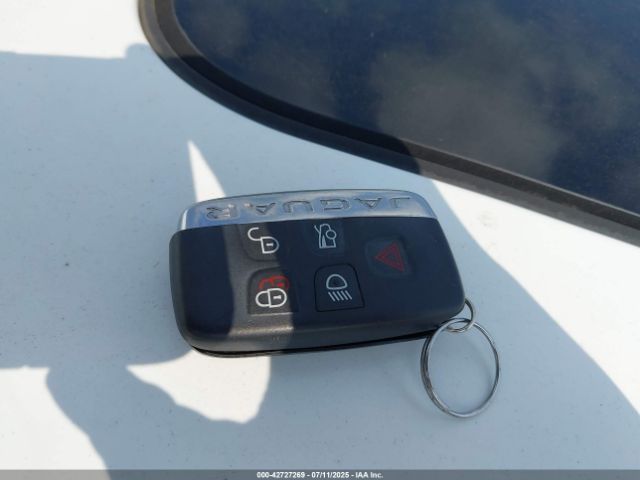 2014 JAGUAR XF SAJWJ0EF7E8U18831 Photo 10
