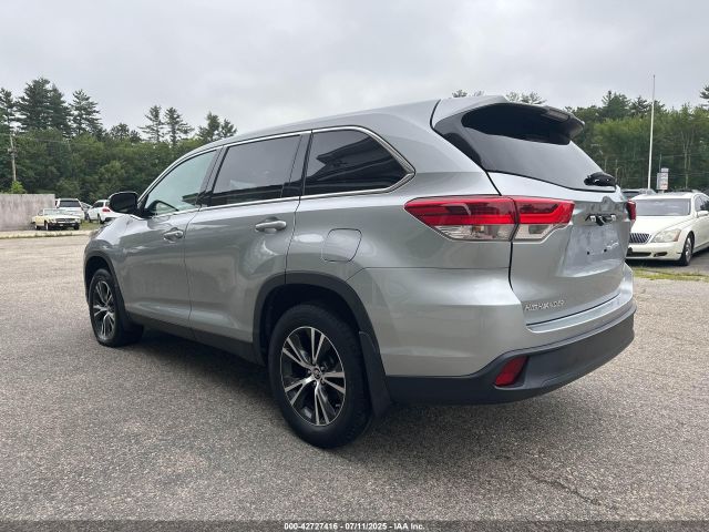2019 TOYOTA HIGHLANDER 5TDBZRFH9KS945111 Photo 2