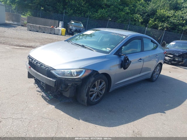 5NPD84LF8HH122427 Hyundai 2017