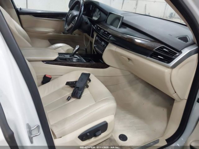 2015 BMW X5 5UXKS4C51F0N07062 Photo 4