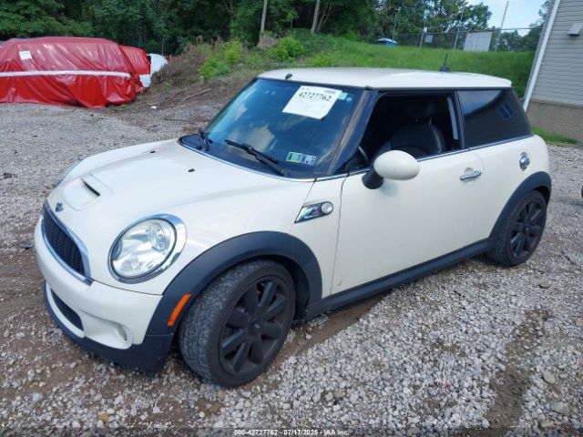 2010 MINI COOPER S WMWMF7C55ATX44898 Photo 1