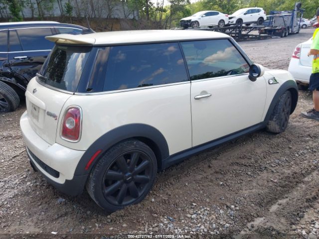 2010 MINI COOPER S WMWMF7C55ATX44898 Photo 3