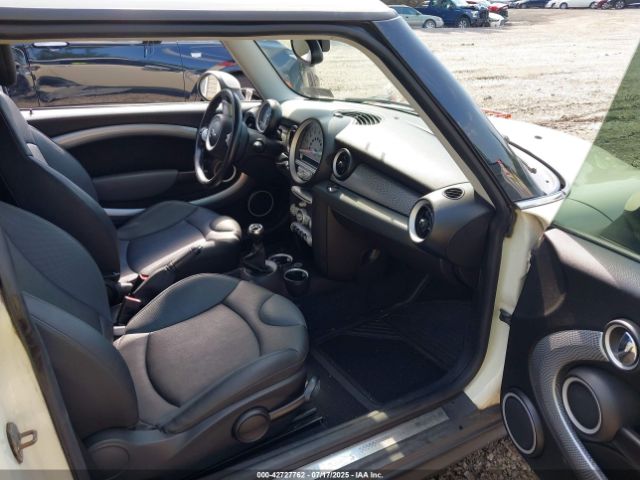 2010 MINI COOPER S WMWMF7C55ATX44898 Photo 4