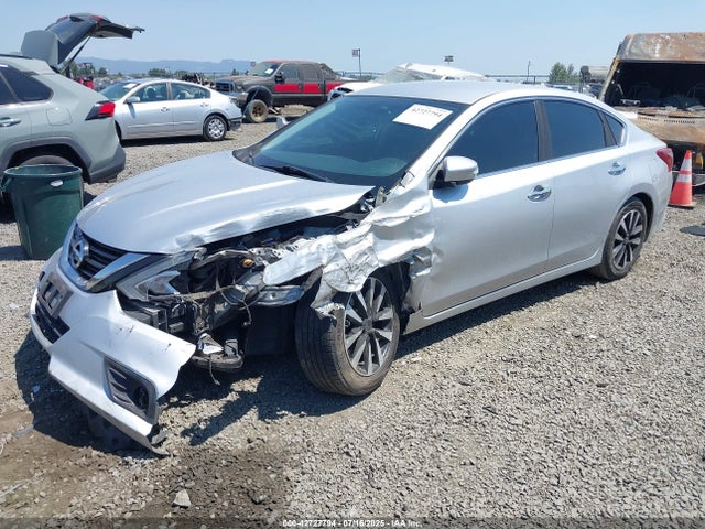 1N4AL3AP7JC243805 Nissan 2018