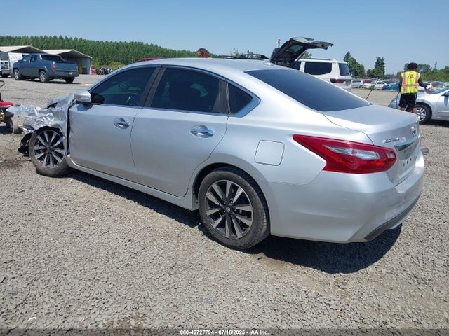 1N4AL3AP7JC243805 Nissan 2018
