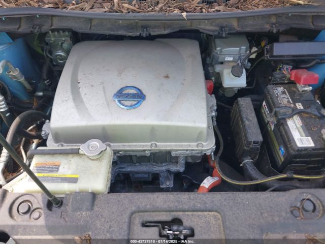 2015 NISSAN LEAF 1N4AZ0CP0FC309886 Photo 9