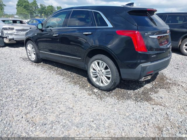 2017 CADILLAC XT5 1GYKNERSXHZ285710 Photo 2