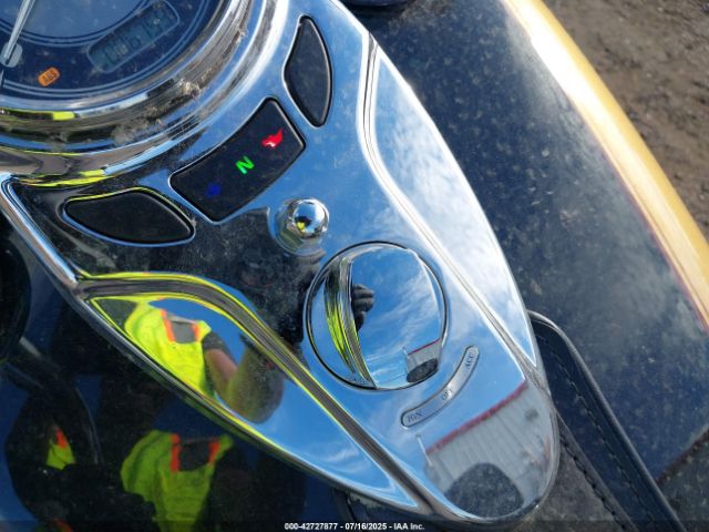 2017 HARLEY-DAVIDSON FLSTC 1HD1BWV17HB013278 Photo 10