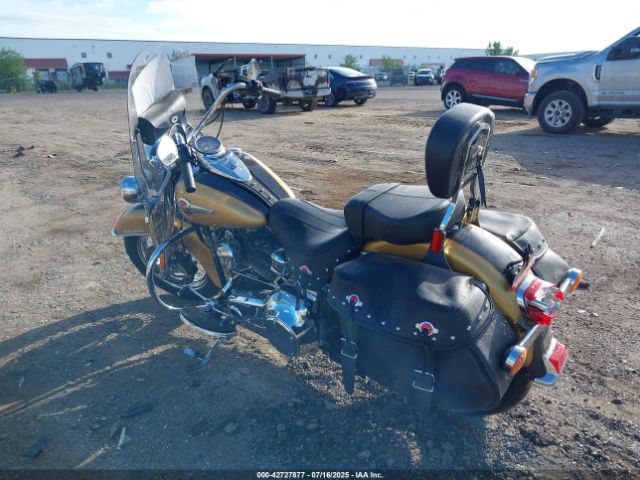 2017 HARLEY-DAVIDSON FLSTC 1HD1BWV17HB013278 Photo 2