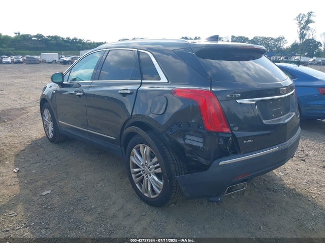 2018 CADILLAC XT5 1GYKNFRS5JZ236233 Photo 2