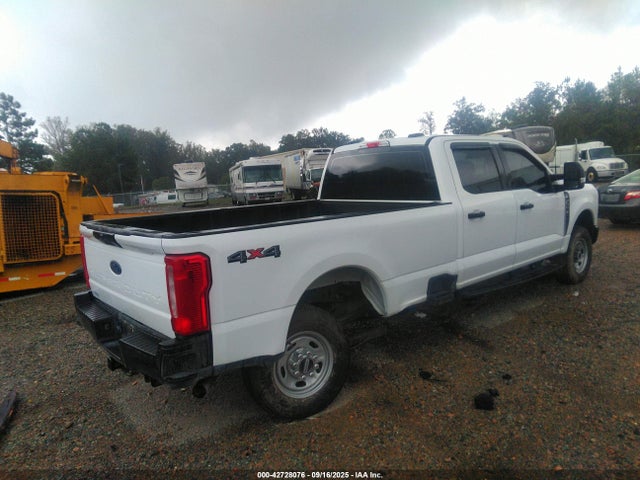 Ford F-350 2024 1FT8W3BA5REC15480 Image 4